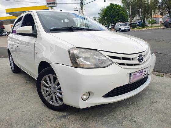 TOYOTA ETIOS 1.5 XLS 16V FLEX 4P MANUAL